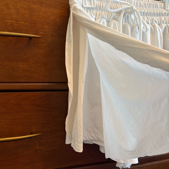 Love Tree Two In One White Drawstring Active Skort Small - Picture 4 of 6